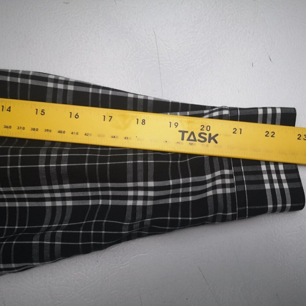 Tabi International Ladies Size XL Black Grey & White Plaid Shirt - Picture 6 of 7